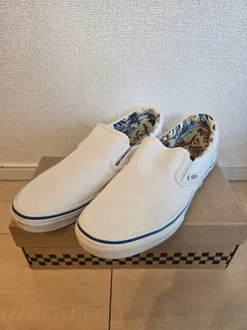 Vans 슬립온 화이트 플로럴 패턴