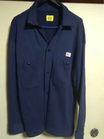 COWDEN 네이비 긴팔 셔츠