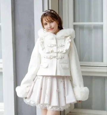 비쥬 리본 숏 후드 코트