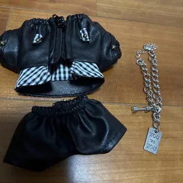 러브브 옷 갈아입기 가죽 자켓 목걸이 가죽 팬츠