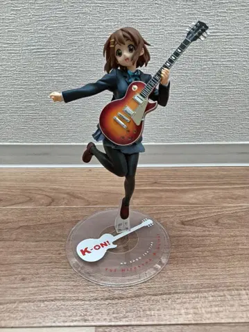 케이온! 히라사와 유이 (1/8 스케일 PVC 도색 완료품)