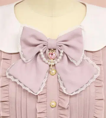 Amavel 아마벨 Magical Ribbon 리본 브로치 핑크