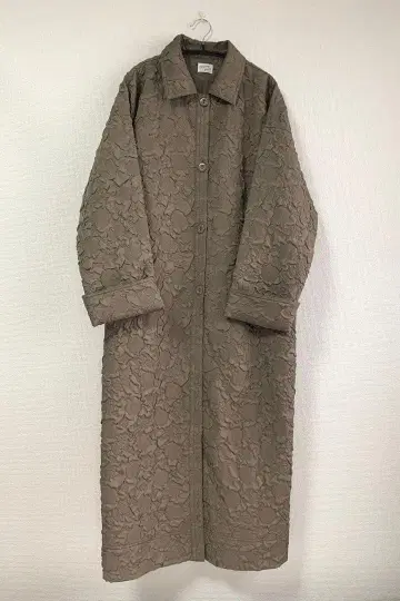 메리제니 롱 코트