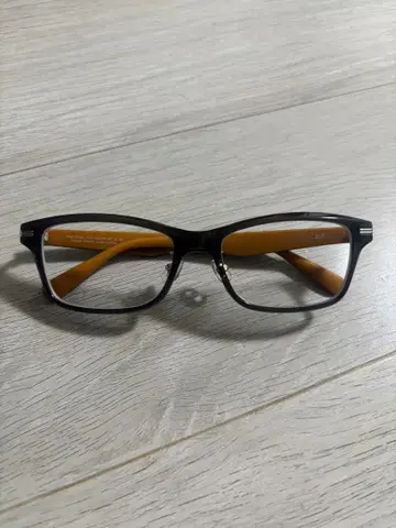 새상품급 Zoff 스타일리시한 사각형 안경