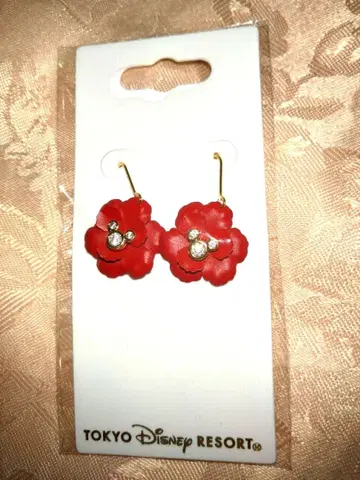 신상 도쿄 디즈니 리조트 꽃 귀걸이 2025 겨울