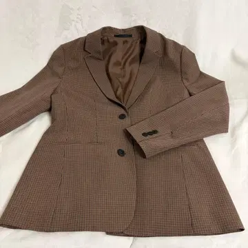 UNIQLO 브라운 체크 무늬 더블 자켓