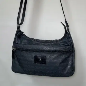 Roberta di Camerino. 숄더백