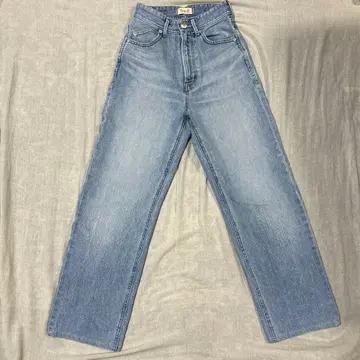 야누크 Lea 스트레이트 데님 라이트 블루 22 사이즈