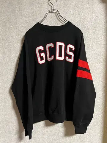 [ GCDS ] 로고 맨투맨 트레이닝복 블랙 S 크롭