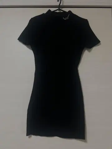 GYDA 반팔 타이트 니트 원피스