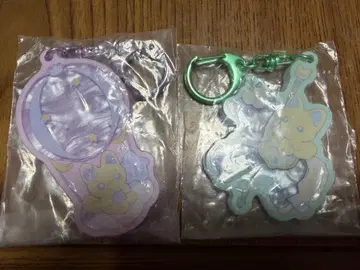 문 프렌즈 팝업 스토어 아크릴 키링 크림