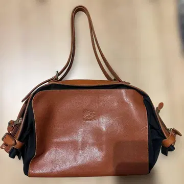 IL BISONTE 일비종떼 가죽과 캔버스 숄더백