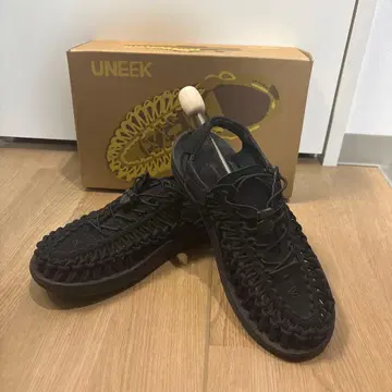 KEEN UNEEK 킨 유니크 샌들