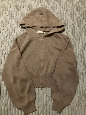 ROYAL PARTY 브라운 크롭 니트 후드티