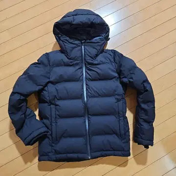 유니클로 다운 M 사이즈