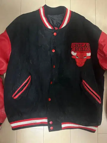 CHICAGO BULLS 바시티 자켓 블랙/빨간색