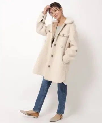 미사용 새상품! 어반 코드 보아 CPO 자켓 아이보리 38 사이즈