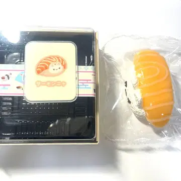 MoMo 스퀴즈 초밥 시리즈 연어냥