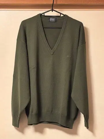 JEAN-LOUIS SCHERRER 남성용 스웨터 V넥 무지 모 100%