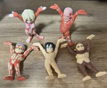 진격의 거인 펜 받침대 5체 세트 피규어