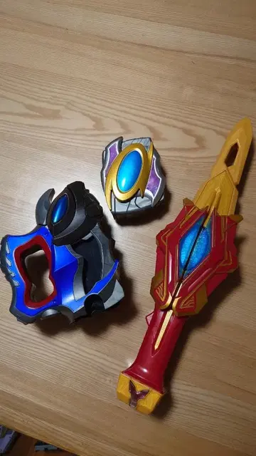 울트라맨 데커 소드 세트 판매