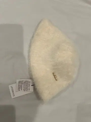 LIP SERVICE 인조 모피 버킷 햇 택 포함