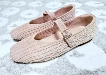 [ 새상품급 ] vivaia 메리 제인 핑크 케이블 니트 38