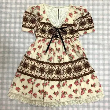 LIZLISA 레어 장미 패턴 노르딕 무늬 원피스