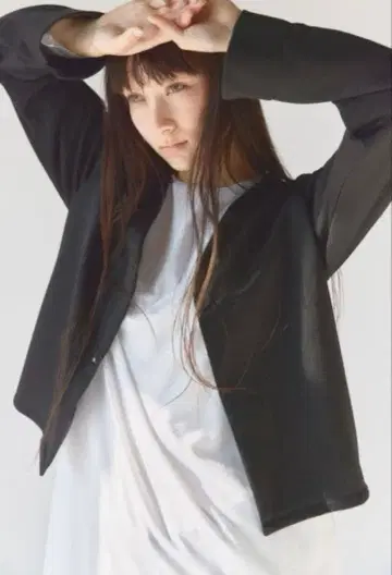 택 포함 미사용 새상품 [ ZUCCa ] Functional 맨투맨/자켓