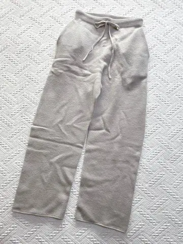 [ 새상품 ] Vin  니트 울 팬츠 홀 의류 야마다야