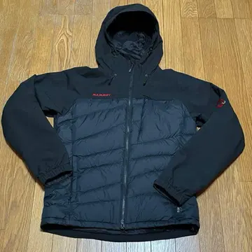 구 로고 마무트 BELAY 하이브리드 인슐레이션 재킷