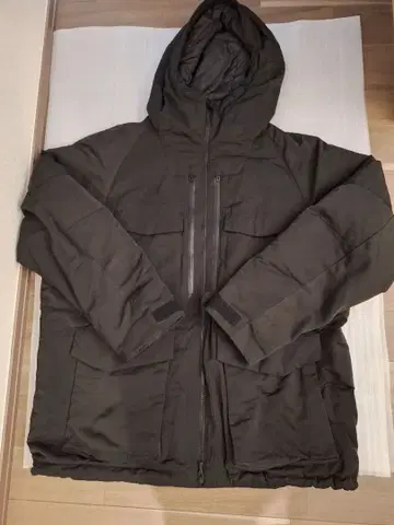 유니클로 White Mountaineering 다운 자켓 XL