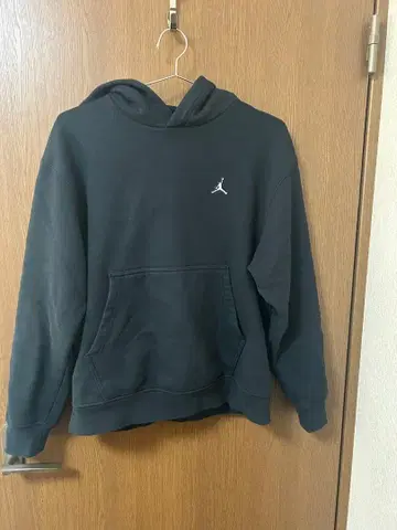 블랙 점프맨 로고 후드티와 조거 팬츠 세트