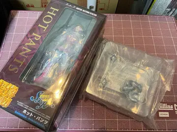 죠죠의 기묘한 모험 초상 가동 핫팬츠