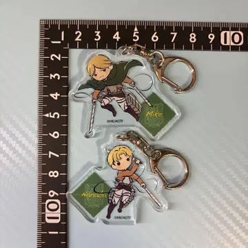 미케 나나바 아크릴 키링 진격의 거인