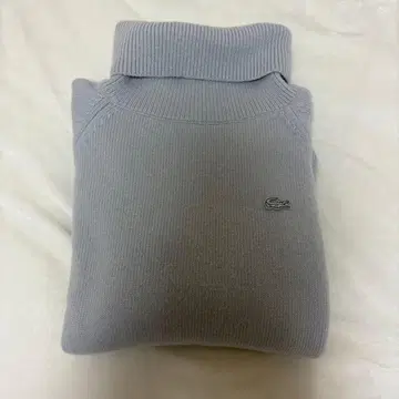 LACOSTE 리브 니트 터틀넥 스웨터
