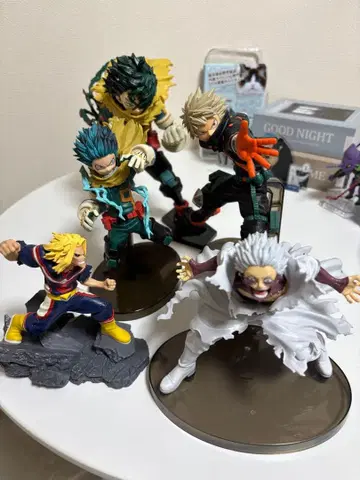 나의 히어로 아카데미아 미도리야 바쿠고 다비 올마이트 피규어