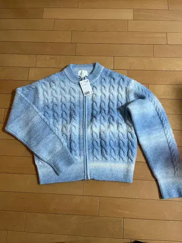 새상품 케이블 짜임 집업 가디건