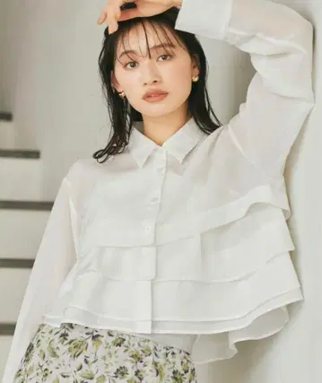 코코딜 티어드 블라우스 화이트