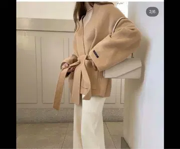 베이지 코트 숏 기장