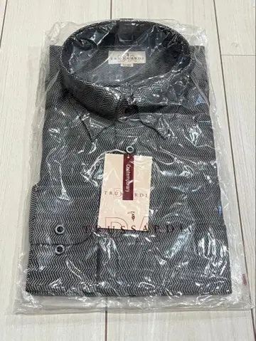 새상품 TRUSSARDI 긴팔 셔츠 남성용 LL 일본제