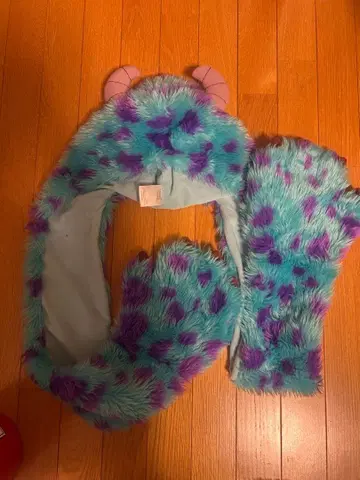 디즈니 샐리 머플러 갭