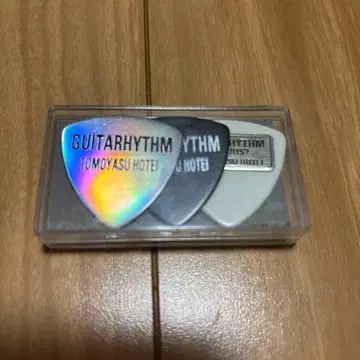 호테이 토모야스 GUITARHYTHM 피크 3개 세트