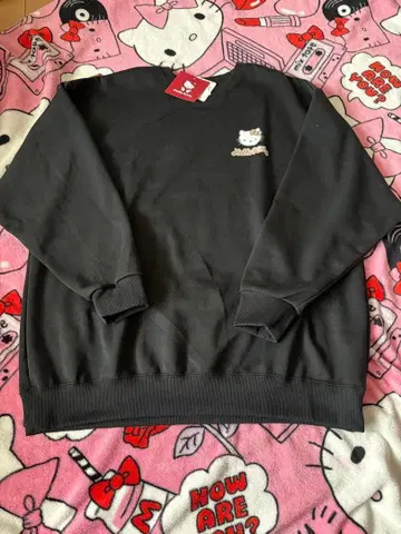 헬로키티 레오파드 무늬 트레이닝복 블랙