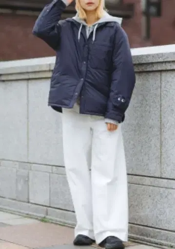 UNIQLO ANYAHINDMARCH 네이비 sizeL