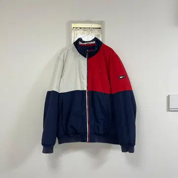 Tommy jeans 다운 자켓 XL 사이즈