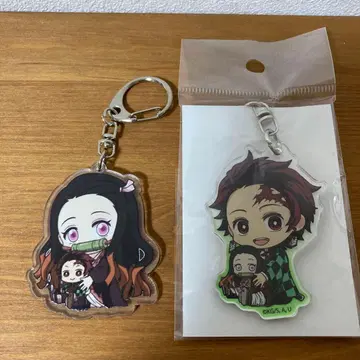 귀멸의 칼날 아크릴 키링 탄지로와 네즈코