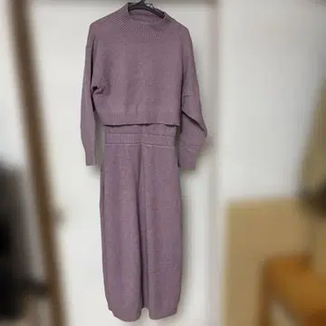 저스길리티 니트 셋업