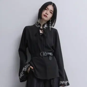 2WAY 자수 블라우스 HARE 하레 상의 셔츠 블라우스 블랙