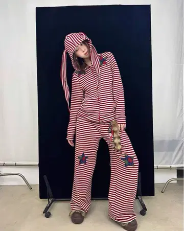 Striped Hoodie & Wide-Leg Pants Se